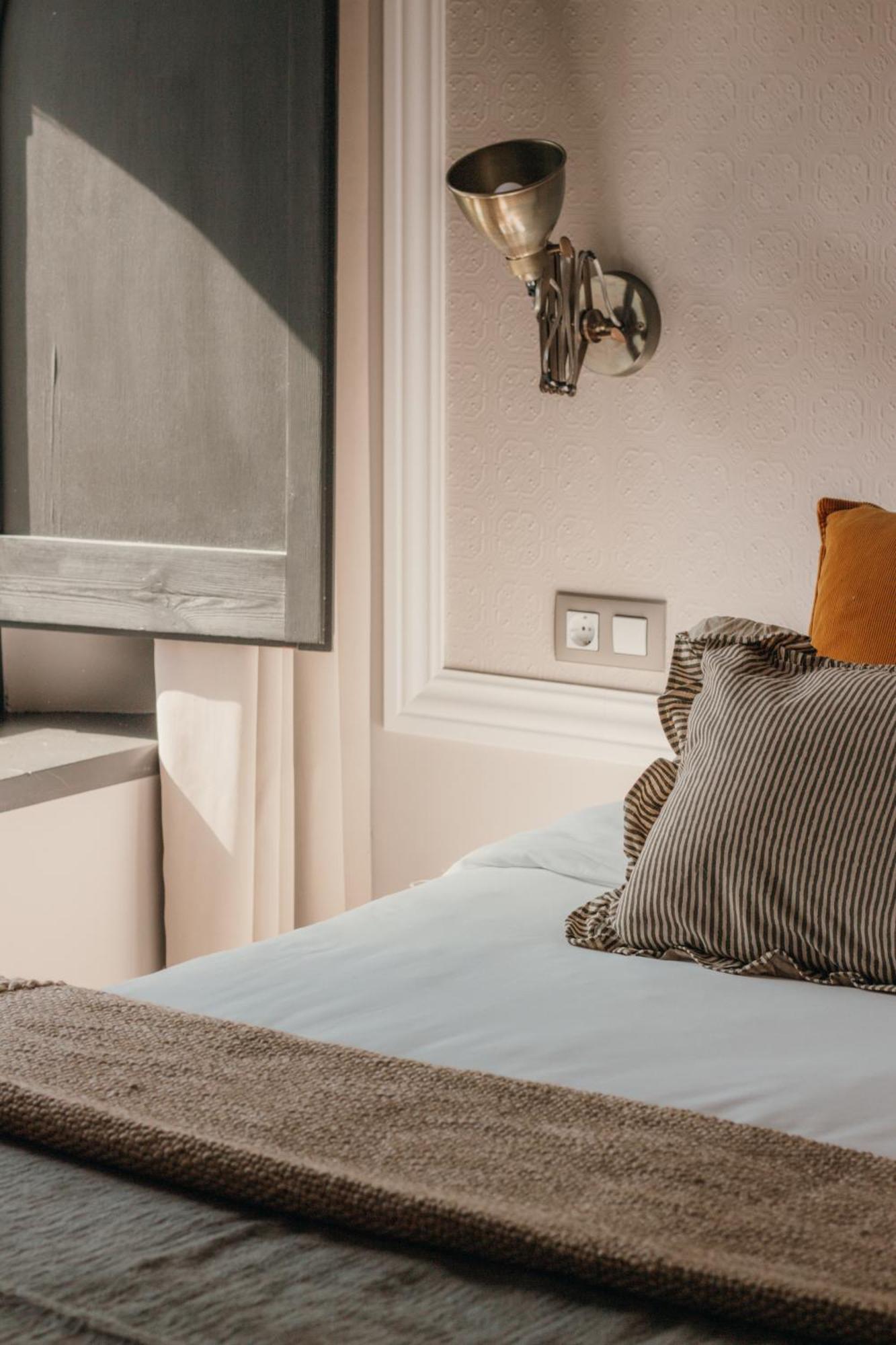 El Niu De Martinet Hotel Ngoại thất bức ảnh