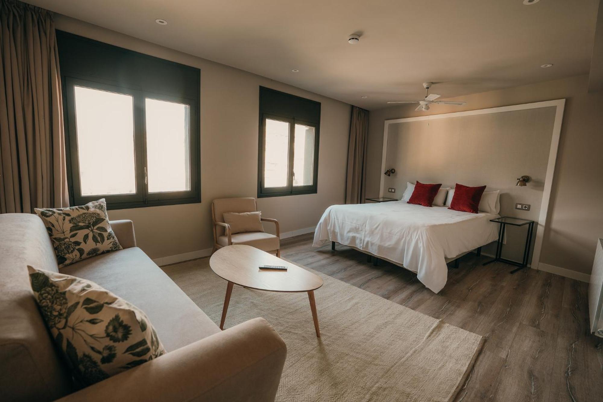 El Niu De Martinet Hotel Ngoại thất bức ảnh