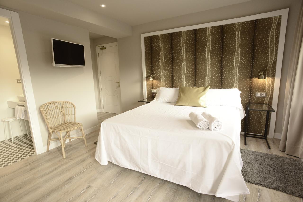 El Niu De Martinet Hotel Ngoại thất bức ảnh